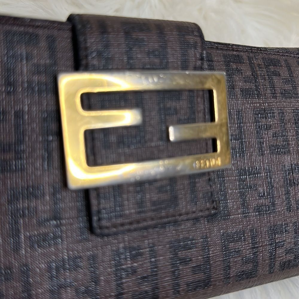 💯Authentic Fendi Monogram Large FF Logo🍀 - Picture 3 of 17